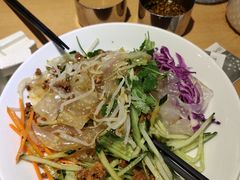 手工粗粒大拉皮-关东小磨东北菜(上海长风大悦城店)