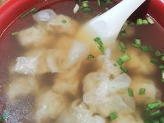 -张阿三馄饨店