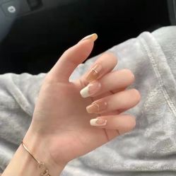-董小姐日式美甲美睫·皮肤管理