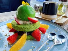 冰淇淋抹茶磅蛋糕-咖梦餐厅 COMENG RESTAURANT