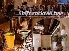 -Shift cocktail bar鸡尾酒吧