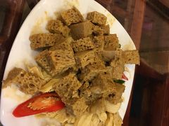 -溢香苑瓦罐(前进路店)