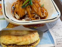 -魏家凉皮(郭杜十字店)