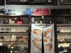 -房角石咖啡与书(吉大南校店)