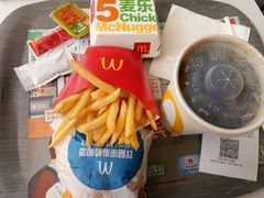 -麦当劳(宝山大厦店)
