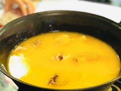 -鲜入围煮花胶鸡海鲜火锅