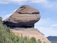 -磬锤峰森林公园