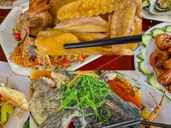 -岛中岛·海鲜大排档·万宁老字号(东澳店)