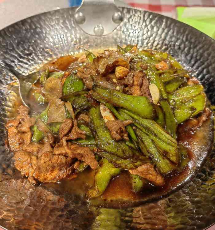 徐大厨辣椒炒肉酸菜鱼(哈西店)-"辣椒炒肉盖饭太好吃了, 辣椒炒肉盖饭