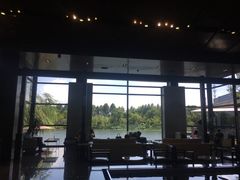 -上海怡沁园度假酒店