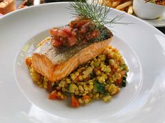 -Bully Hayes Restaurant & Bar