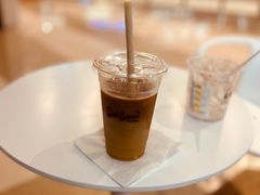 冰燕麦拿铁-Seesaw Coffee(上海太阳宫K46店)