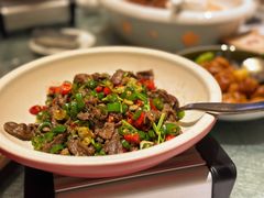 泡椒莲藕炒黄牛肉-悦湖公馆