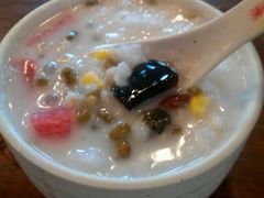 -海口骑楼小吃街