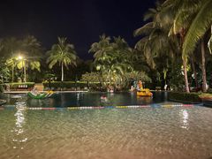 -三亚湾海居铂尔曼度假酒店