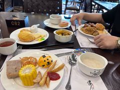 -白虎自助餐厅·真老虎·景观自助餐厅(广州长隆酒店)