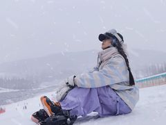 -亚布力新体委滑雪场