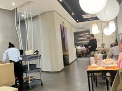 -莲餐厅·湖北菜·潜江小龙虾店(愚园路店)