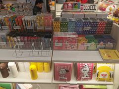 -东荟城名店仓