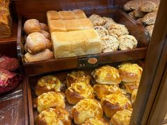 -小飞象面包公社(珠江路金鹰店)