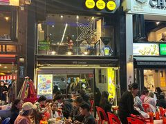 -BHC炸鸡(明洞总店)