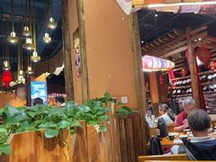 -老滇山寨•云南特色菜•地方菜•民族风情歌舞表演(金碧店)