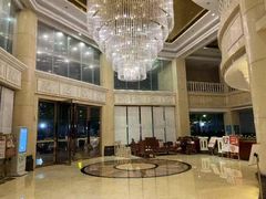 -维也纳酒店(深圳国际会展中心沙井上南店)