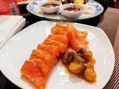 三文鱼-索菲特酒店·海鲜自助 ·聚餐厅