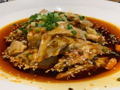 麻辣口福鸡-渝半城经典川粤菜(重庆天地店)