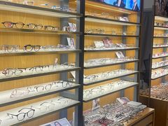 -优医视平价眼镜蔡司依视路折扣工厂店(德胜门店)