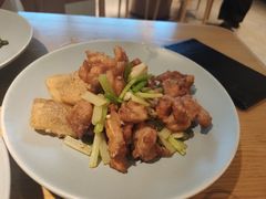 -蜜桃餐厅·伴山(绿宝广场店)