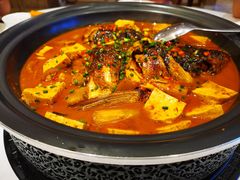 乾隆鱼头烧豆腐-乾隆美食·本帮菜(黄河路店)