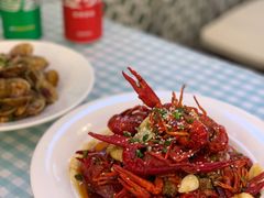 -捌贰虾蟹·江湖菜馆(江汉路店)