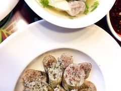 -楼兰古丽新疆菜(钟楼景观店)
