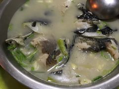 -美顺香食府鱼头老店(雪野湖店)