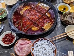 -正南齊北重庆老火锅(光华村直营店)