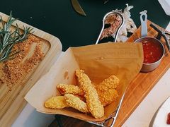 -ins森林童话餐厅coffee&bistro