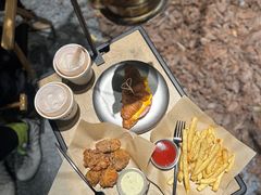 -J Create城市露营咖啡·简餐·宠物(上海动物园店)