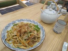 牛肉炒乌冬面-花隐日本料理