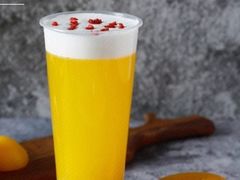 桃桃燕麦拿铁-瑞幸咖啡(洛兹购物中心店)