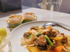 烧汁蒜片安格斯牛籽粒-香樟花园新粤料理(无锡万象城店)
