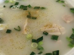-三两春肚肺汤(崂山路店)
