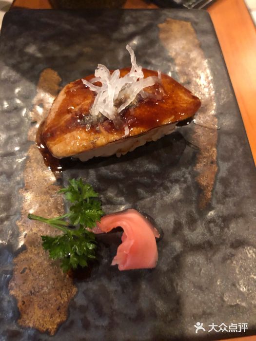 魔丼屋(日月光店)鹅肝寿司图片