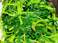 清炒豌豆尖-小河盐帮·私家菜·烤鸭(三元桥·霄云路店)