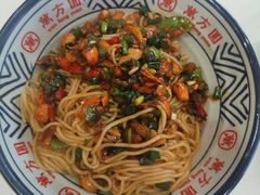 万方圆拌粉-万方圆拌粉瓦罐汤(恒茂华城店)