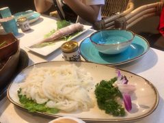 -墨居上隐·院子里火锅(峨眉店)
