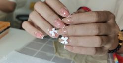 -初心纹眉洗眉·美甲美睫