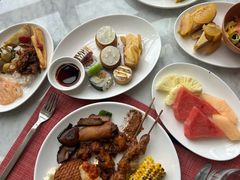 -锦厨国际自助餐厅 · 云端景观 (昆明索菲特大酒店)