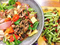 -农夫人家餐饮