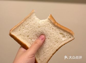 跟风买的全家超熟吐司面包….